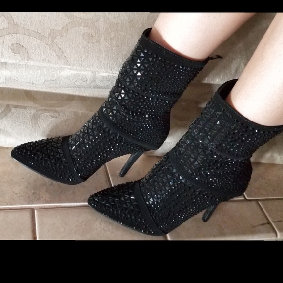 💎Restocked Extremely Diamond embelished booties - Picture 5 of 8